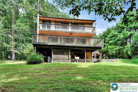 121 Longview Dr, Saylorsburg, PA 18353