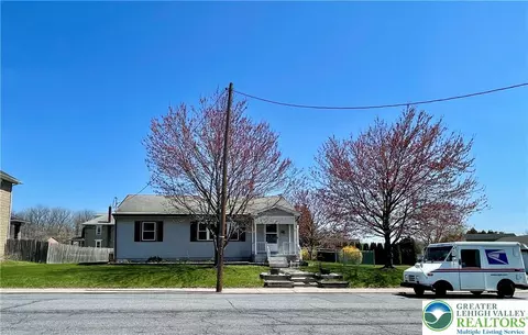 283 Broad St, Bath, PA 18014