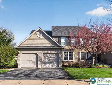 1631 Brown St, Allentown, PA 18104