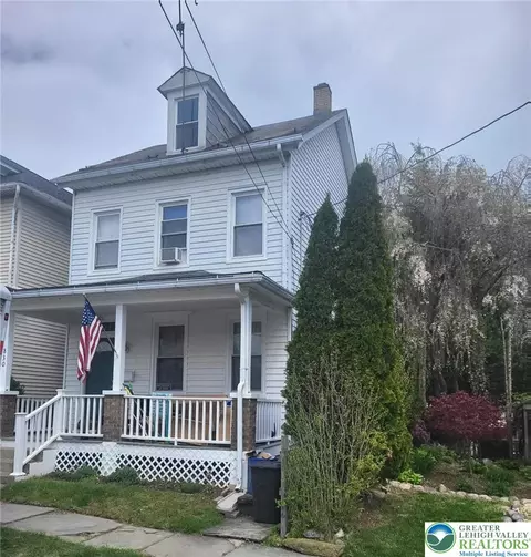 830 Centre St, Easton, PA 18042