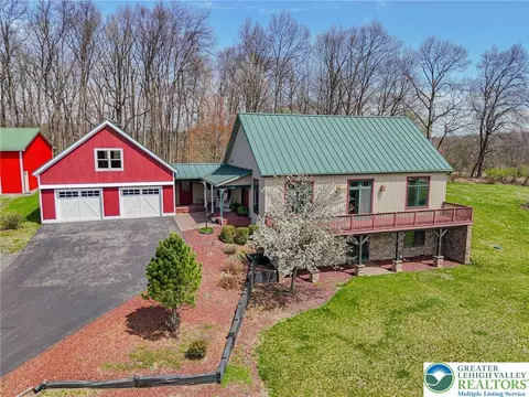 2245 North Ln, Allentown, PA 18106