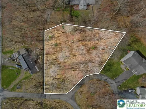 4109 White Goose St, Coolbaugh Twp, PA 18466