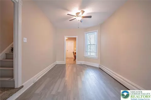 Living - 1019 E 4th St, Bethlehem, PA 18015 photo 3 of 5