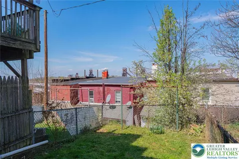 Exterior - 1019 E 4th St, Bethlehem, PA 18015 photo 5 of 5