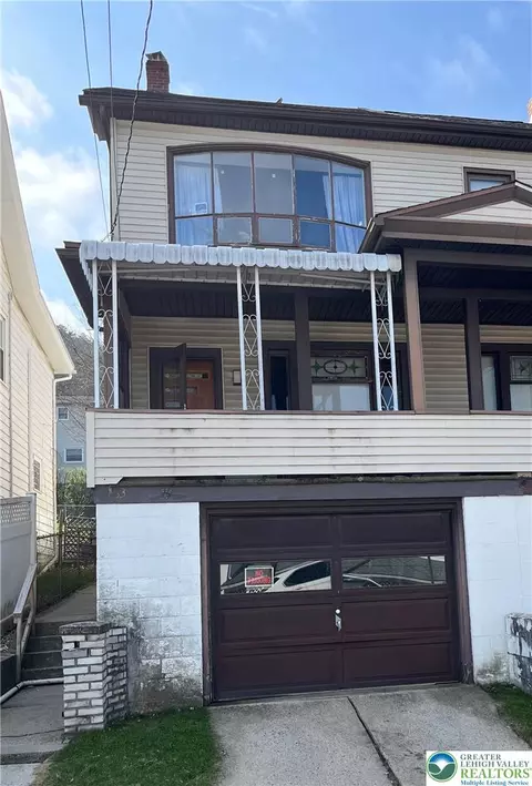 63 W Railroad Street A B Garage St #A, B, & GARAGE, Nesquehoning, PA 18240
