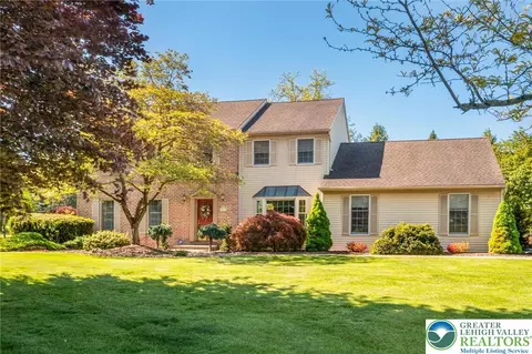 4011 Howertown Rd, Northampton, PA 18067