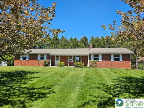 6137 Memorial Rd, Germansville, PA 18053