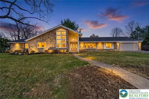 821 N 30th St, Allentown, PA 18104
