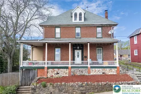 719 3rd Ave, Bangor, PA 18013