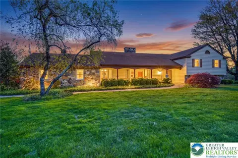 976 Ridge Rd, Bangor, PA 18013