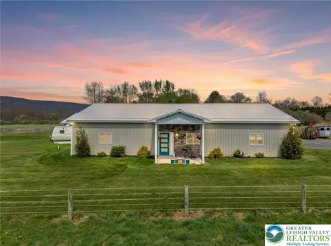 3670 N Dogwood Rd, Danielsville, PA 18038