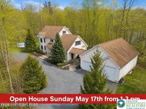 322 Scenic Dr, Blakeslee, PA 18610