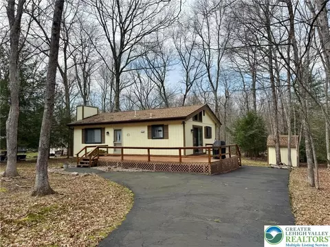 139 Towamensing Trail Rd, Albrightsville, PA 18210