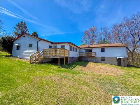 85 James Ln, Lehighton, PA 18235