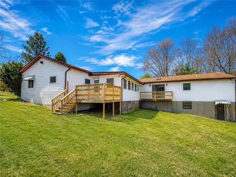 85 James Ln, Lehighton, PA 18235