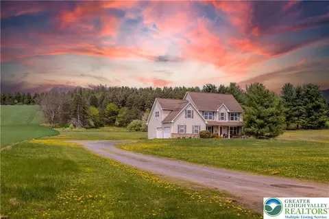 707 Gilbert Rd, Effort, PA 18330