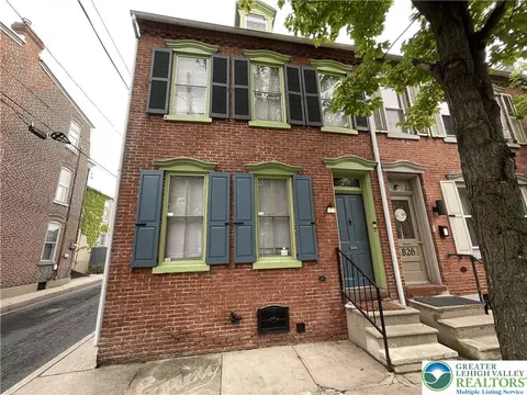 824 W Gordon, Allentown, PA 18102