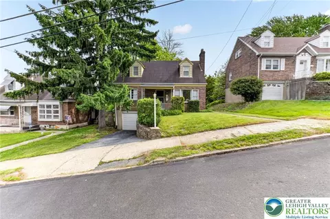 717 Frederick St, Fountain Hill, PA 18015