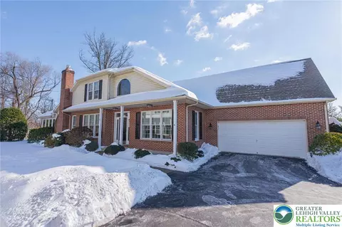 474 Pinehurst Cir #9, Saucon Twp, PA 18034