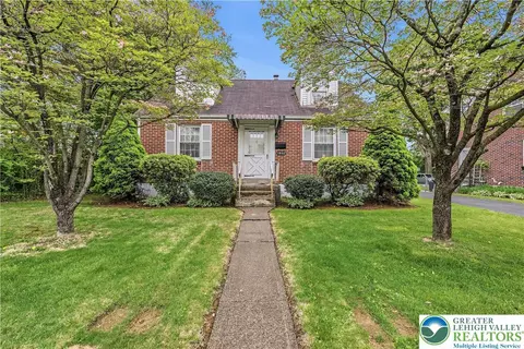1930 E Columbia St, Allentown, PA 18109