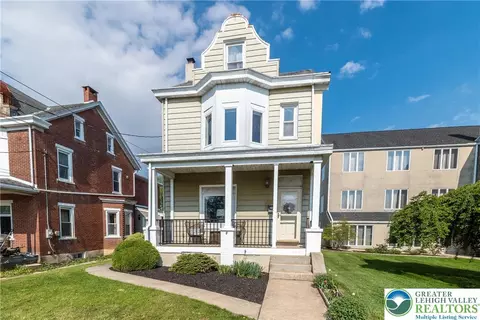 119 Home Ave, Topton, PA 19562