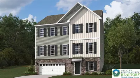 118 Winding Rd, Forks Twp, PA 18040