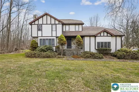 650 Chapman Lake Rd, Scott Twp, PA 18433