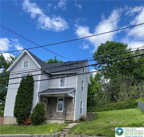 27 Kline St, Bangor, PA 18013