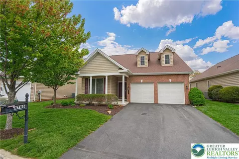 6706 Federal Dr, Bethlehem, PA 18017