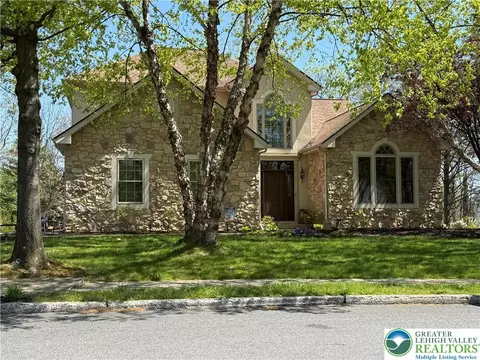 291 Water Lilly Ct, Allentown, PA 18104