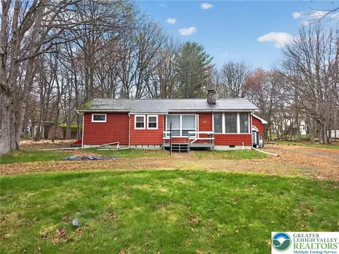 456 Mountain Rd, Albrightsville, PA 18210