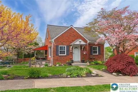547 Margaret St, Allentown, PA 18103