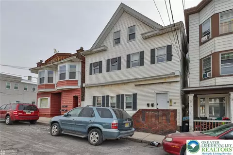 214 Ridge St, Lansford, PA 18232