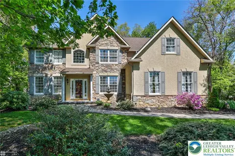 4353 E Texas Rd, Allentown, PA 18103