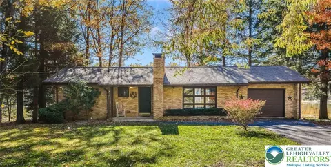 4193 Forest Dr, Kunkletown, PA 18058