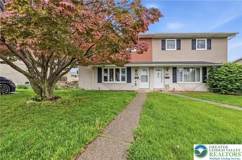 253 W 30th St, Northampton, PA 18067