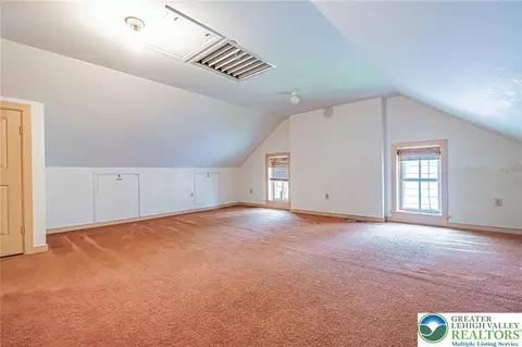 Bedroom - 39 E Wall St, Bethlehem, PA 18018 photo 8 of 9