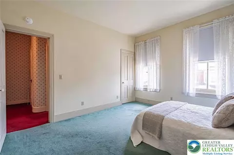 Bedroom - 39 E Wall St, Bethlehem, PA 18018 photo 7 of 9