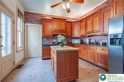 Kitchen - 39 E Wall St, Bethlehem, PA 18018 photo 2 of 5