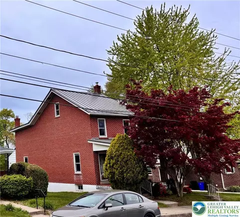 414 S 6th St, Emmaus, PA 18049