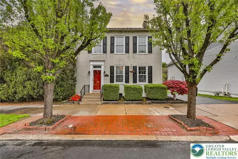 167 S Broad St, Nazareth, PA 18064