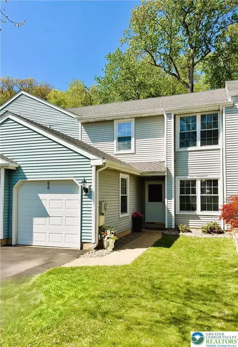 60 Carousel Cir, New Britain, PA 18901