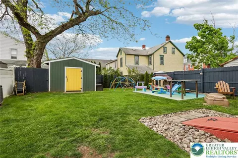 Exterior - 437 3rd Ave, Bethlehem, PA 18018 photo 9 of 15