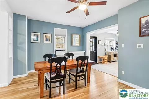 Dining - 437 3rd Ave, Bethlehem, PA 18018 photo 2 of 3