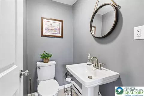 Bath - 437 3rd Ave, Bethlehem, PA 18018 photo 1 of 2