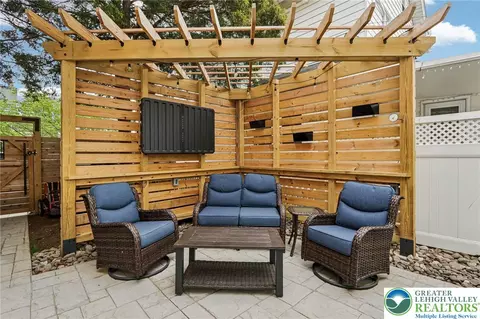 Exterior - 437 3rd Ave, Bethlehem, PA 18018 photo 4 of 15