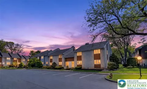 371 Arver Dr #C, Bethlehem, PA 18017