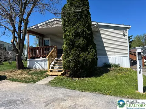 4205 Lynx Ct #63, South Whitehall Twp, PA 18069