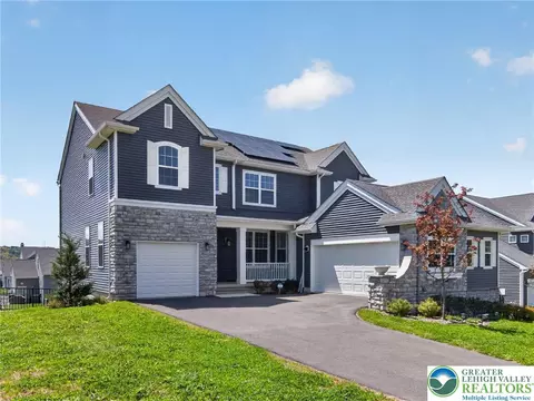 477 Newlins E, Forks Twp, PA 18040