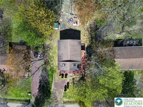 6060 Boardwalk Dr, Tobyhanna, PA 18466